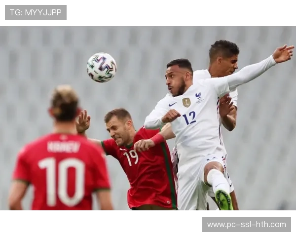 巴萨3-0轻取奥维耶多重回积分榜首位,亚马尔侧钩破门技惊四座 巴萨3-0轻取奥维耶多重回积分榜首位,亚马尔侧钩破门技惊四座